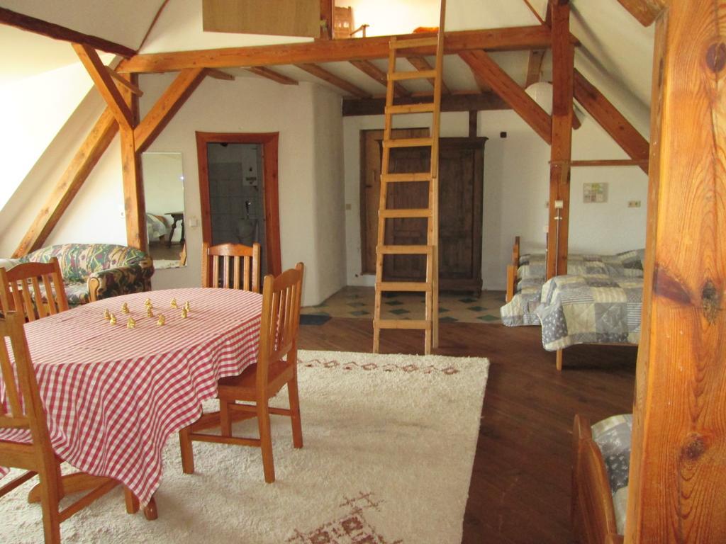 Schorfelder Hof Guest House Gondershausen Bagian luar foto